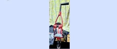 Forster Co-Ax single stage press with all the extra fruit. Dual LED lighting, Inline Fabrication 4 inch bench mount and 6 inch Ergo roller handle. Dual increase