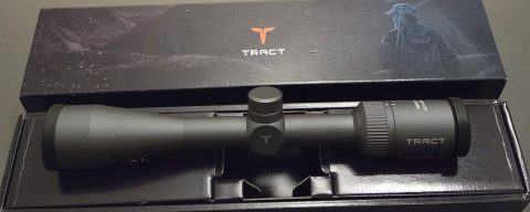 Tract Toric Ultra High Definition (UHD) scope which incorporates fully multi-coated SCHOTT High Transmission (HT) glass, and Extra Low Dispersion (ED) lens. "T-