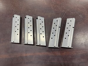 COLT
1911
38 SUPER
9 SHOT
STAINLESS STEEL
ORIGINAL MAGAZINES
FIVE ONLY

EXC $44 EACH