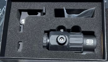 As new condition. Only used to sight in a firearm which sadly i no longer own. 5X Magnifier, quality product, great glass. Priced to sell at significantly below
