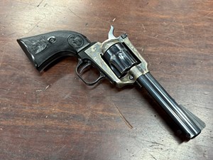 COLT
NEW FRONTIER 22
22LR
6 SHOT
4.25 INCH BARREL
ADJUSTABLE REAR SIGHT
COLOR CASE FINISHED FRAME
ORIGINAL BLACK CHECKERED GRIPS
#G84499

VGC+ $695