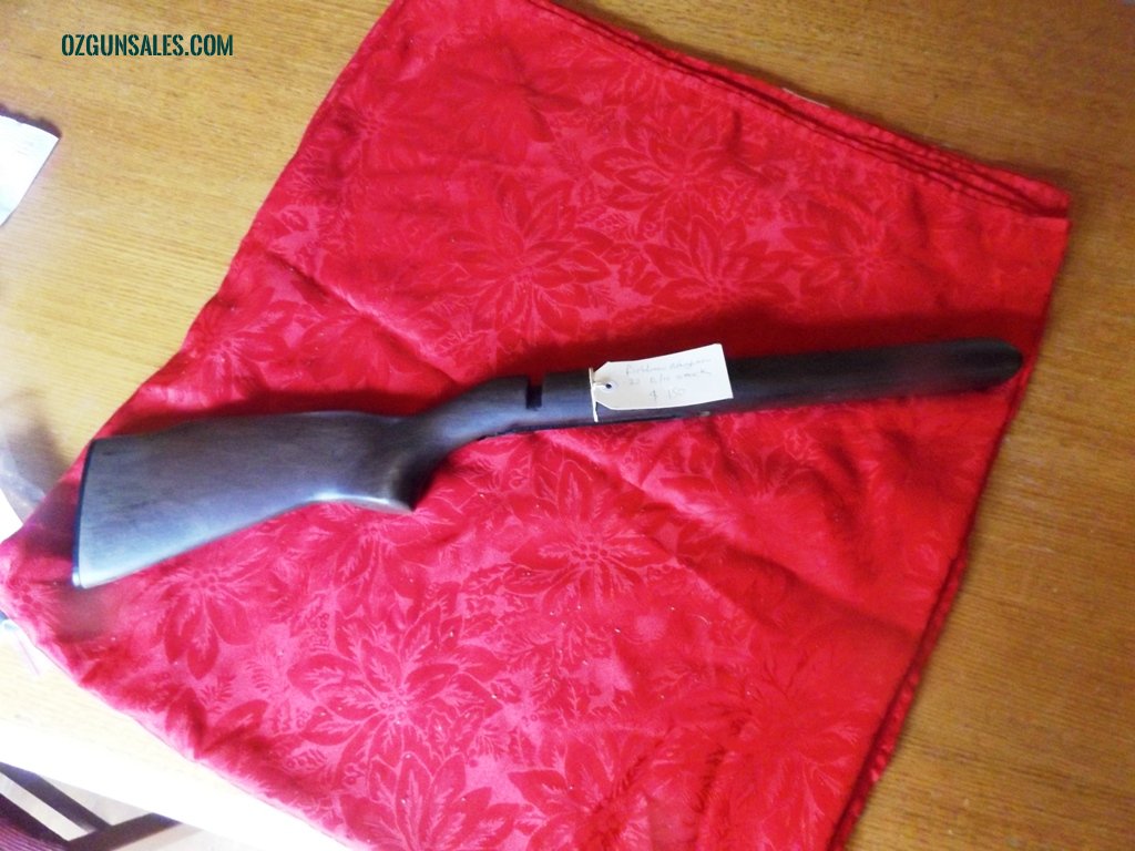 Fieldman Naughton .22 RH Rifle stock.