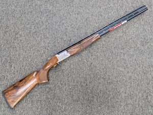 MIROKU
MI10P30
MK10 PREMIUM SPORTER
12 GAUGE
30 INCH BARRELS
EJECTORS
4X BRILEY CHOKES
HIGH GRADE WALNUT STOCK
AND FOREND
LOVELY GAME SCENE ENGRAVING

SPECIAL NEW $4290