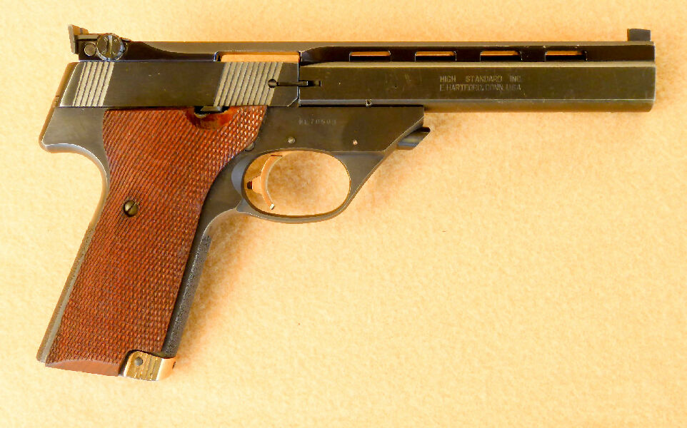 High Standard Victor ML series .22LR semi auto pistol in very good condition.  Great entry level ISSF Standard Gun.  Additional images available on request.  Bu