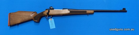 Excellent unfired condition 270W Sako L691. Sports a 600mm barrel. Woodwork presents the same. Has a rear peep sight installed with a hooded front sight. Great 