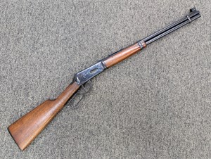 WINCHESTER
MODEL 94
30-30
6 SHOT
20 INCH BARREL
LIGHTLY PITTED RECEIVER
ON ONE SIDE
MANUFACTURED 1974
MADE IN USA
#3948110

VGC $795