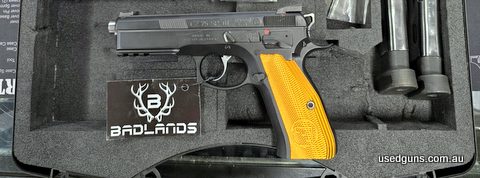 The CZ 75 SP-01 Orange is a premier choice for competitive shooters and firearm enthusiasts alike. Designed for exceptional performance, it features a cold hamm