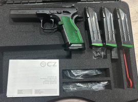 CZ TS 2 9mm 134mmcomes with 6 10 round magazine. A masterpiece of the sports special for competing in the IPSC Standard Division. Its flat duralumin grips and m