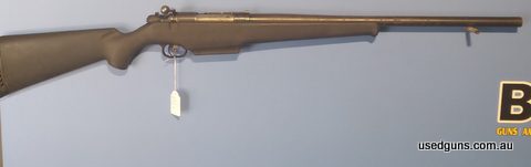 Mossberg Maverick 12G bolt action shotgun. Is in good condition. Would benefit from a tidy up. Light pitting externally on the barrel. Built in magazine.