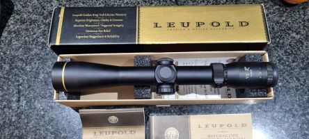 LEUPOLD VXR 3-9x40 IN VERY GOOD TO EXCELLENT CONDITION. GREAT COMPACT SCOPE WITH BALLISTIC FIREDOT IN ORIGINAL BOX. NEVER ABUSED & JUST NOT GETTING USED.