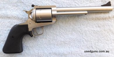 USA made stainless steel large frame. Shiny mint bore and in excellent plus working order and condition. No box.