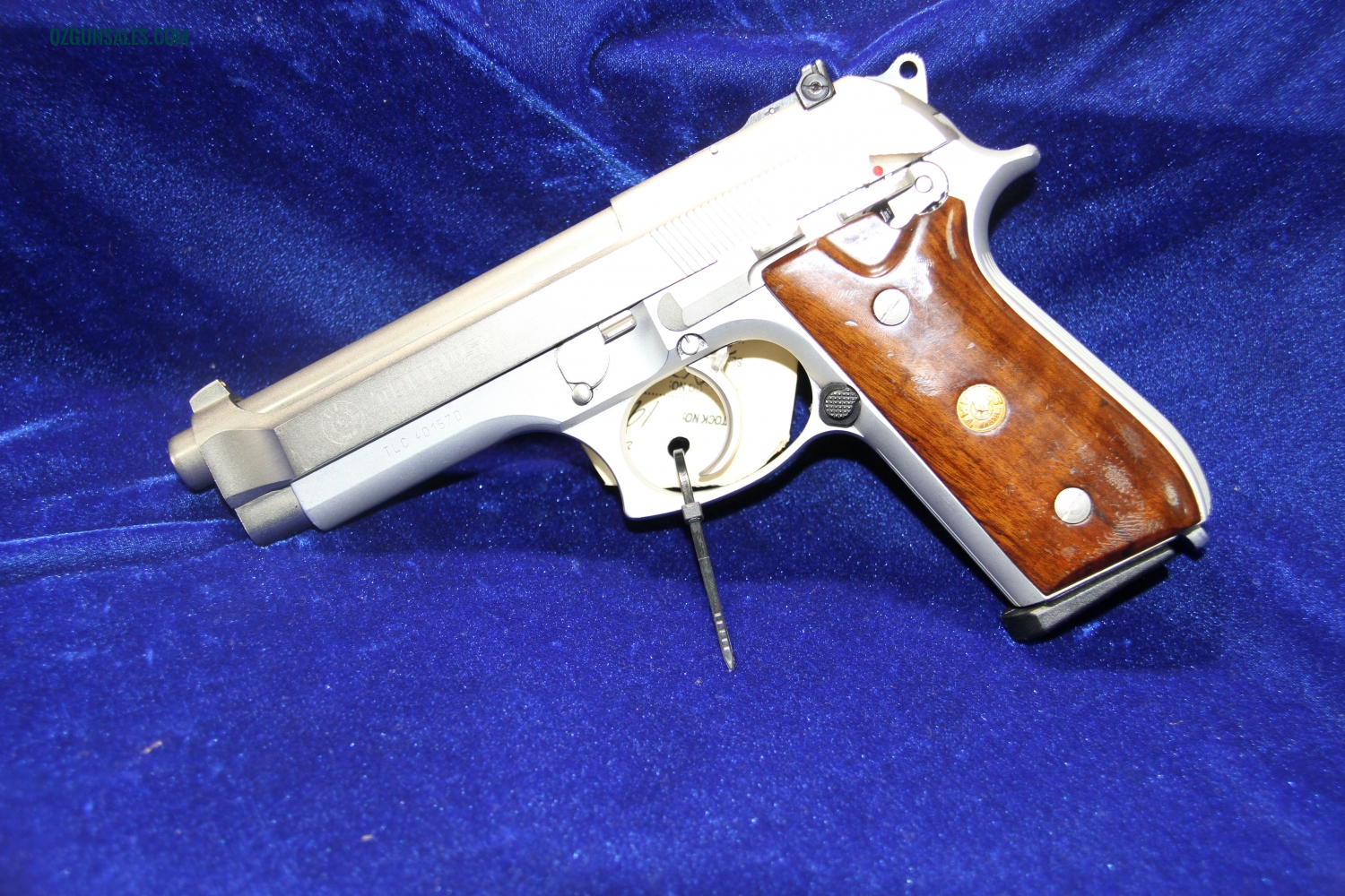 TAURUS PT99 9MM