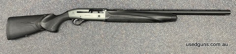 Very good condition Beretta A400 semi auto 12G. Cat C/D. 26 inch barrel. Comes cased. See additional photos or contact the shop for more information. 2 month la