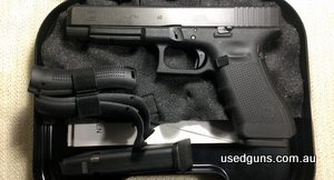 Glock 35 Gen 4 in excellent condition. Cased with spare magazine and adjustable grips
