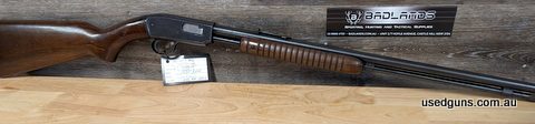 Ready to work Winchester pump action in 22 Mag