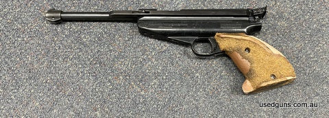 Good air pistol, has an ergonomic grip. Needs a little tlc. Otherwise budget side lever trainer.  $30 freight to your dealer Australia Wide (WA by quotation). 2
