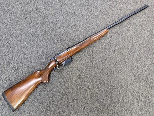 CZ
527 VARMINT
223REM
5 SHOT
DETACHABLE MAGAZINE
26 INCH VARMINT BARREL
BLUED FINISH
CHECKERED WALNUT STOCK
SINGLE SET TRIGGER
#B681191

EXC $1390