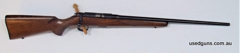 CZ 452 in excellent to new condition, only fired 6 rounds, suit new firearm buyer.