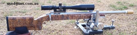 Built by Dave of DC Precision around a Bat Machine model B action, left feed right eject. The 1:8 bull Bartlin barrel is chambered in 6.5x47 lap and fitted with