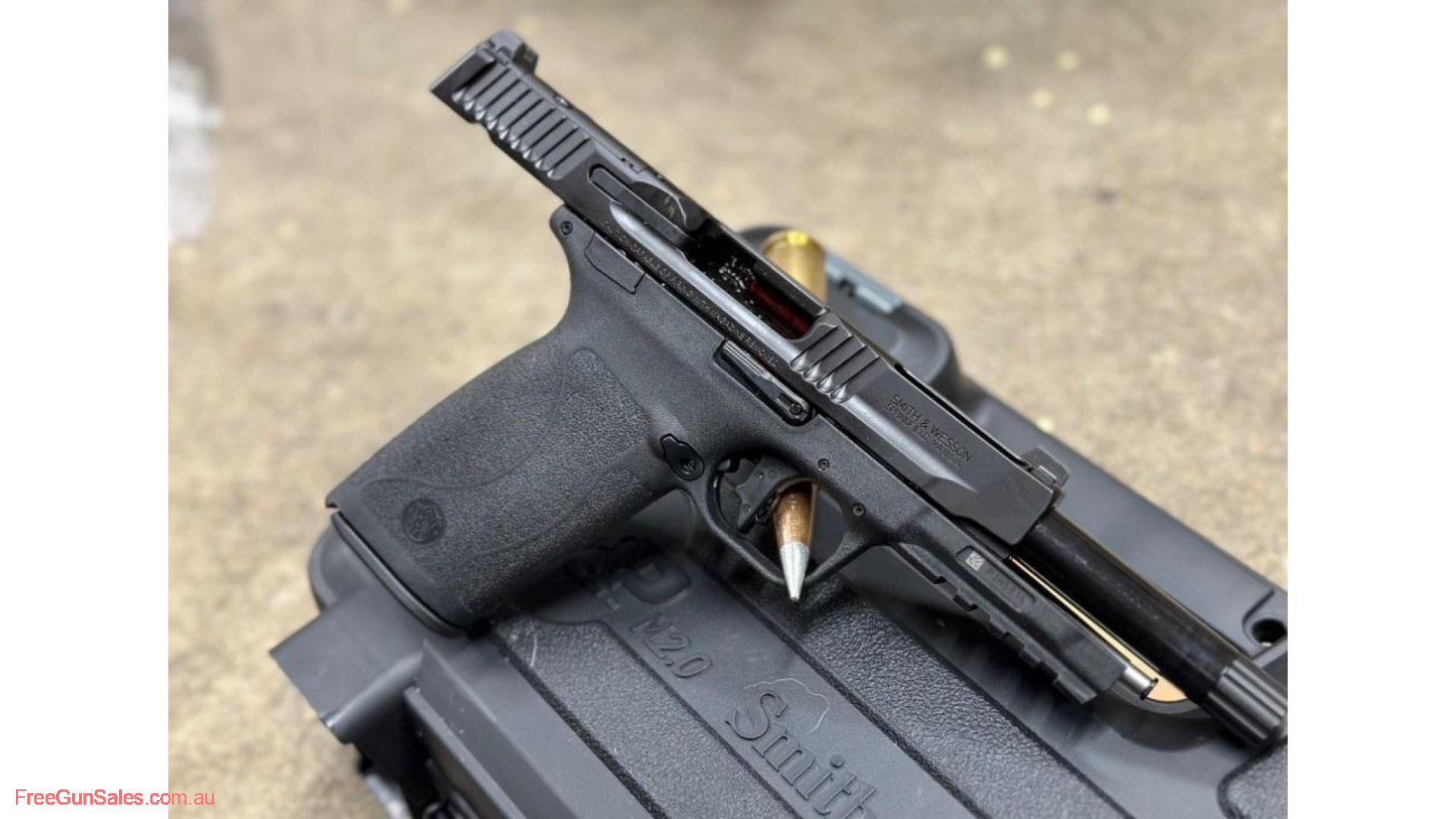 SMITH AND WESSON M&P 5.7 Gold Coast