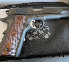I bought this gun brand new last year from Cleavers. Have put 30 rounds through it and put it back in the safe. Comes in a box and 1 Magazine. Transferring Deal