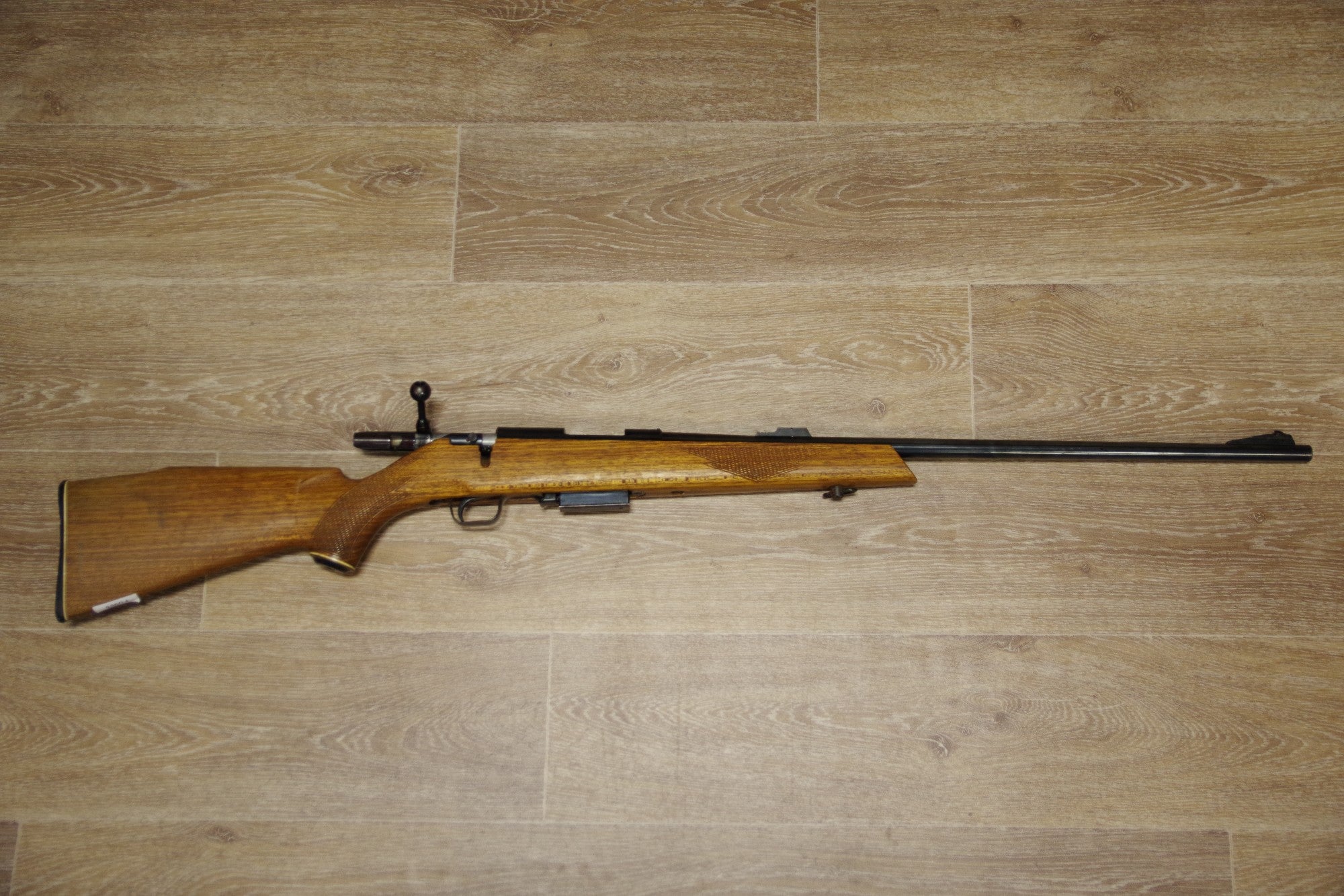 S/H SPORTCO 33 BOLT ACTION RIFLE 222 REM (FU985)