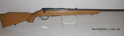 Anschutz 22 Hornet. No bolt. West German quality. Packed in a safe for quite a few years UNUSED. Excellent bluing. Few safe marks on stock. Shooter and collecto