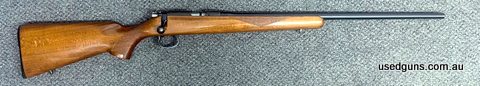 The CZ 452 is in near new condition. May have some cosmetic imperfections. Satin bluing, oil-finished timber & steel trigger guard. Shipping Australia Wide