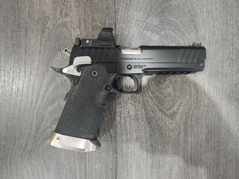 Springfield Prodigy. Aftermarket parts include Aftec Extractor, EGW ignition Kit, DAA Ambi Shielded Safeties, STI Magwell. Burris Fastfire 4 Red Dot. Great entr