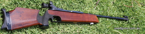 Match rifle in 177 Air in good condition deceased estate Rear loading seal will need to be replaced through sitting around but still shoots OK Beautiful wallnut