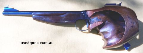 This Toz 35 50M Pistol is very good condition for its age. All metal work is in very good to excellent condition. The fore-end timber needs re-sanding and re-oi