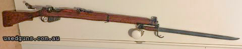 Nice old 303 that shoots beautifully. Also comes with a bayonet.