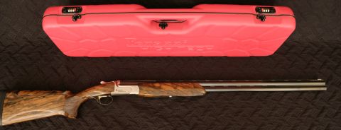 Selling My 2022 Built Perazzi HighTech in excellent condition. RH cast. Comes with factory adjustable comb and upgraded SC2 Woodwork and Gold Trigger. Gun comes