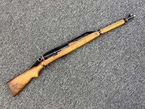 SWISS
SCHMIDT RUBIN
1911 CARBINE
7.5X55, 6 SHOT
STRAIGHT PULL ACTION
MATCHING NUMBERS
SWISS MILITARY MARKINGS
MANUFACTURED 1918
ORIGINAL LEATHER SLING
& MUZZLE CAP
#82423

EXC+ $1290