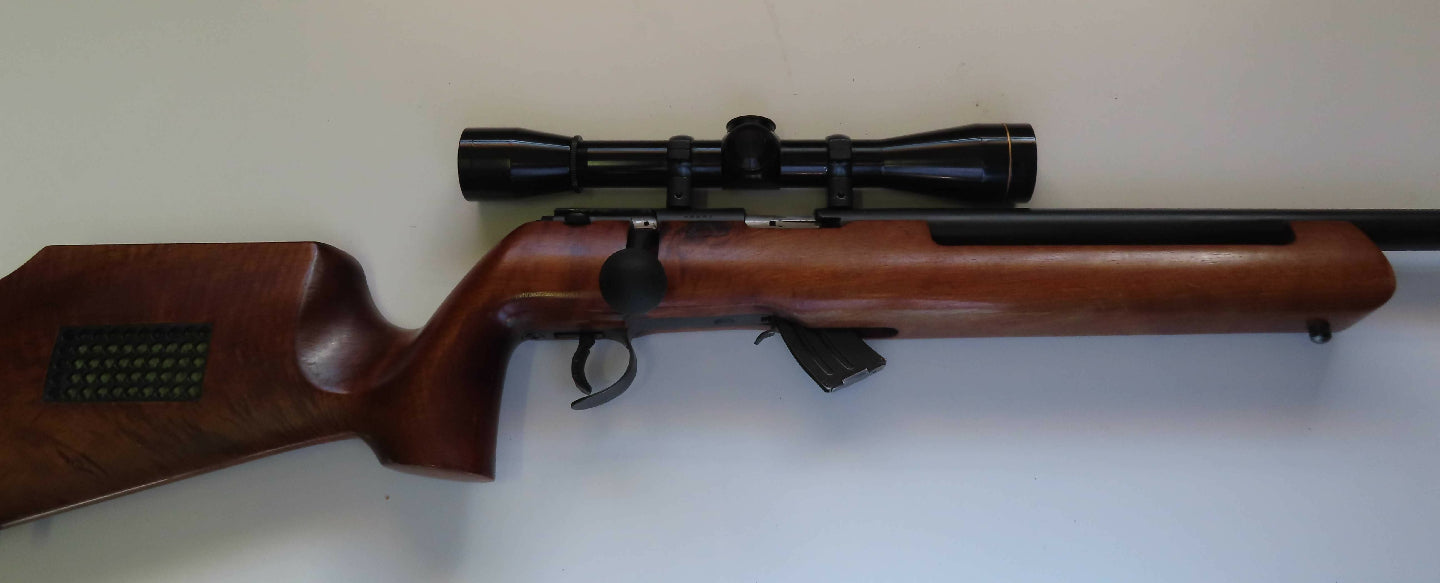 Savage Mod 19 with Leupold 4X.
