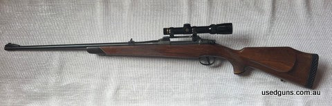 Amazing condition in one of the best all round calibres (30-06), Manufactured 1991. Single set trigger. Comes with original CZ one piece mound with one inch rin