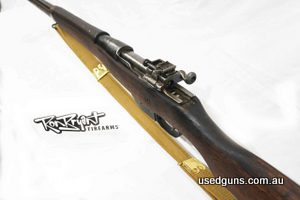 Rare Ross rifle in complete condition. Has been DP‚Äö√Ñ√∂‚àö√ë‚àö¬•d with a bolt through the chamber (Action unmolested). Good example of an infamous rifle. Ove