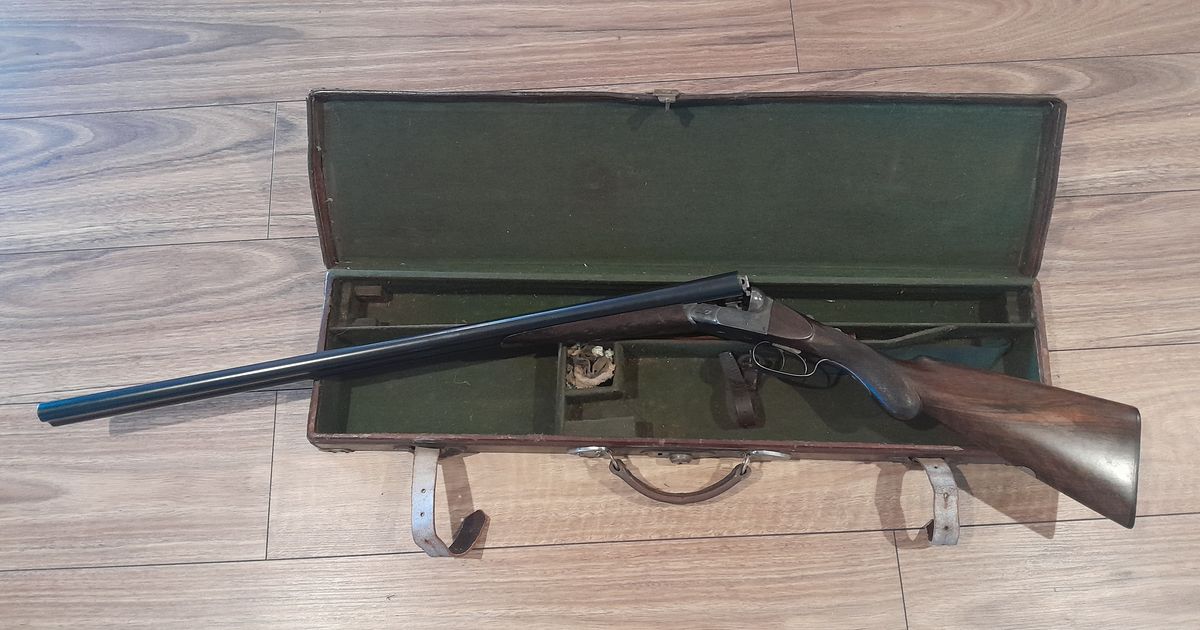 Cogswell & Harrison 12g sxs boxlock ejector cased