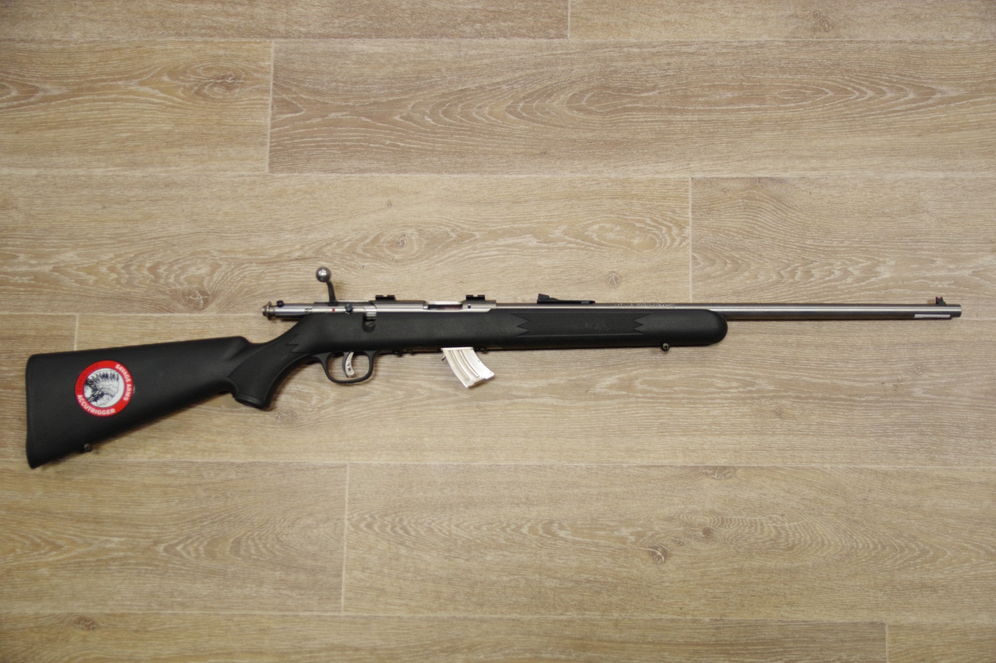 S/H SAVAGE MKII FFS BOLT ACTION RIFLE 22LR (FW533)