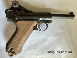 Luger P08 1918 9mm. Not working as it is missing side plate. Comes with leather holster and 2 mags. Brought back to Australia from war vet. Bore is good. Consig