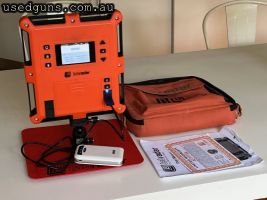 Labradar chronograph, works by doppler radar. Comes with soft carry bag, stand plate, USB power cable, Sandisk 16GB SD card, Anker 13000mAh power bank, manual -