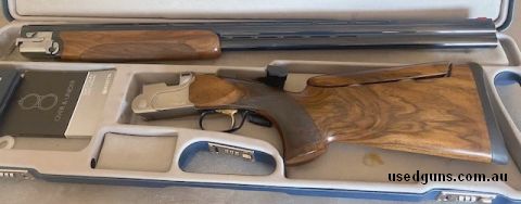 Very clean Beretta DT10 comes with adjustable stock, nice timber and Beretta factory case. Also includes protective socks, spare trigger, keys and screwdriver. 