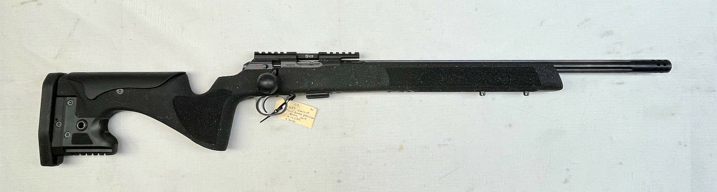 The CZ's have come through again! The long awaited 457 LRP Long Range Precision is a serious piece of kit, ready for competition or fancy plinking. With an adju