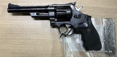 Complete with moon clips , great for new shooter , all offers considered