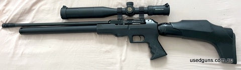 This FX rifle comes with scuba tank and charging fittings. This air rifle has had a full set of O'rings and seal fitted. Also Toolbox containing Bench Bag, Scop