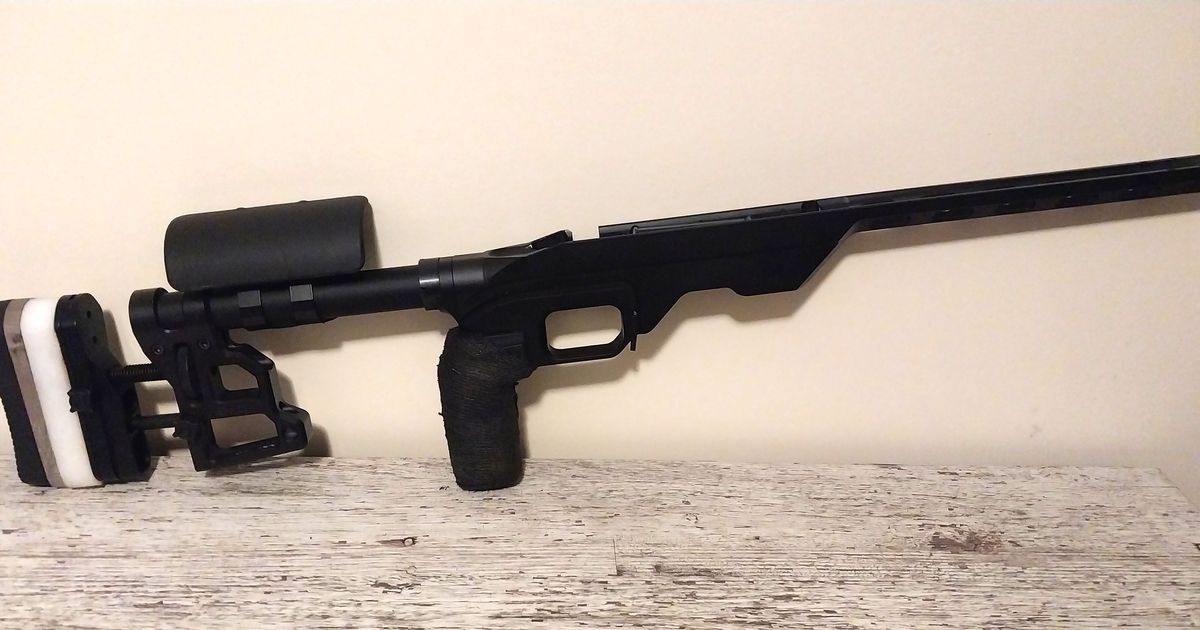 MDT LSS Remington 700 SA Left hand chassis with Skeleton Carbine Stock