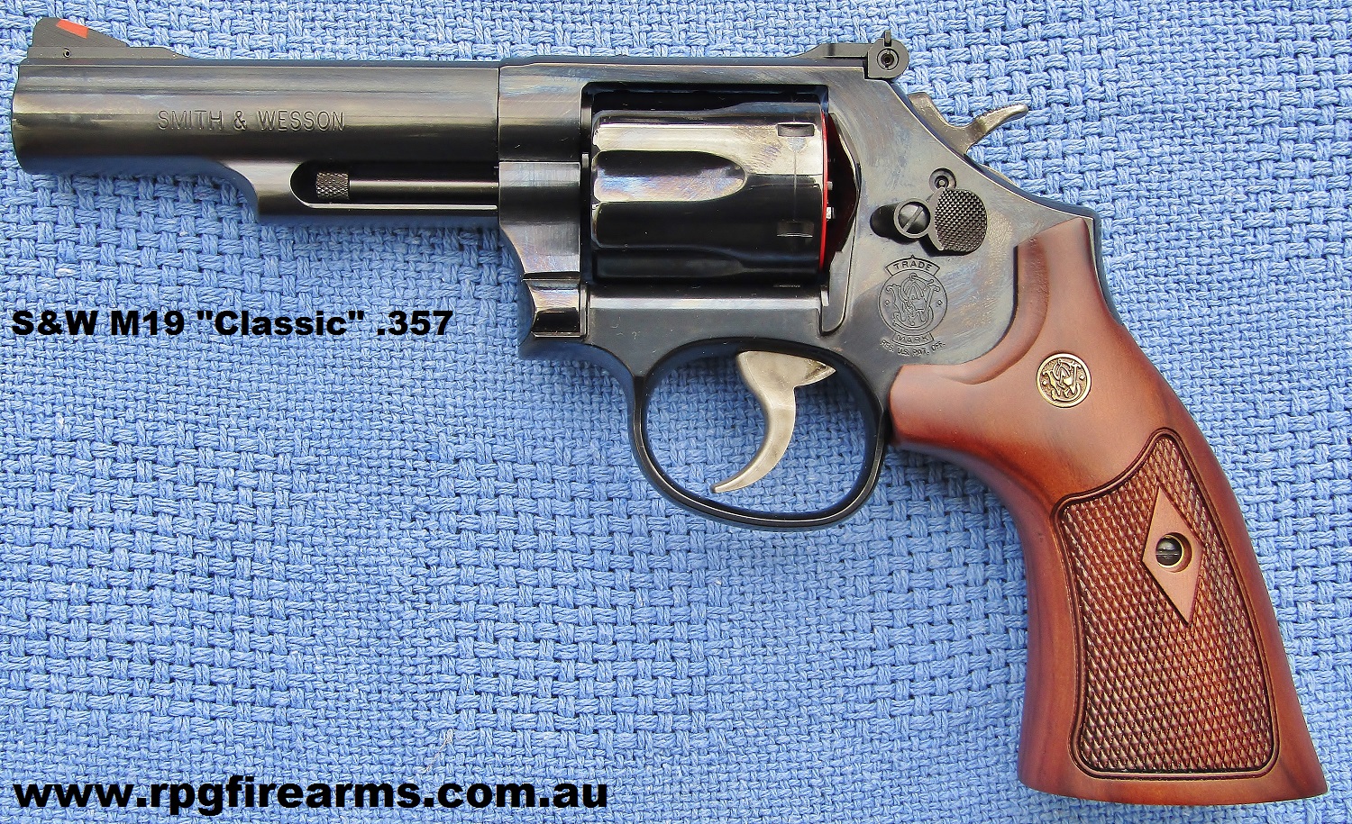 SMITH & WESSON Model 19 Classic .357/.38 NEW A beautiful gun in every respect