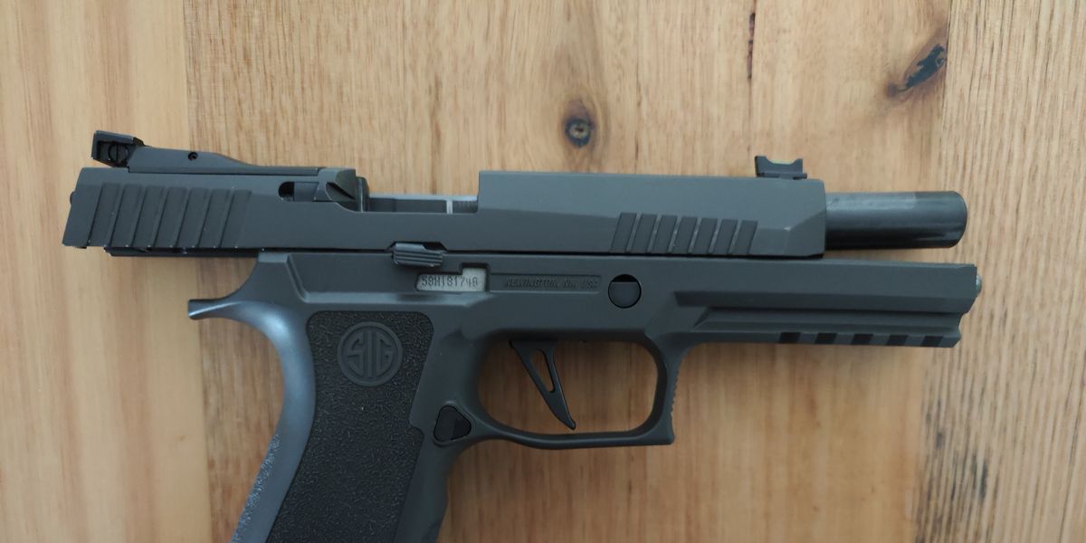 Sig Sauer p320 X5 Legion, 5 mags and holster