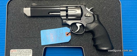 Very good condition Smith & Wesson 627 Performance Center 357 Mag revolver. Sports a 5 inch barrel with a brake installed. 8 rounder. Cylinder spins well. Great