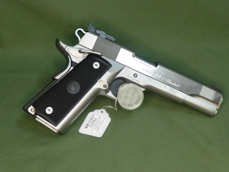 This is a quality 1911 style Para Ordnance P18 Limited chambered in .38 Super. Presents in good to very good condition with only light handling wear and solid o